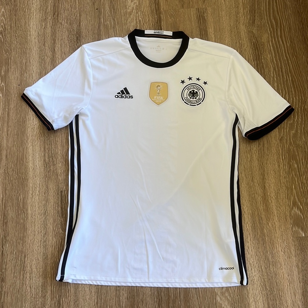 2014 World Cup champion Germany jersey. Size:M